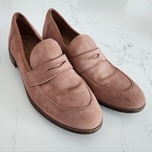 New - Clarks Womens Blush Go Penny Loafer